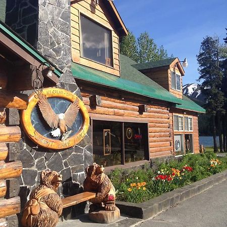 Summit Lake Lodge Екстериор снимка