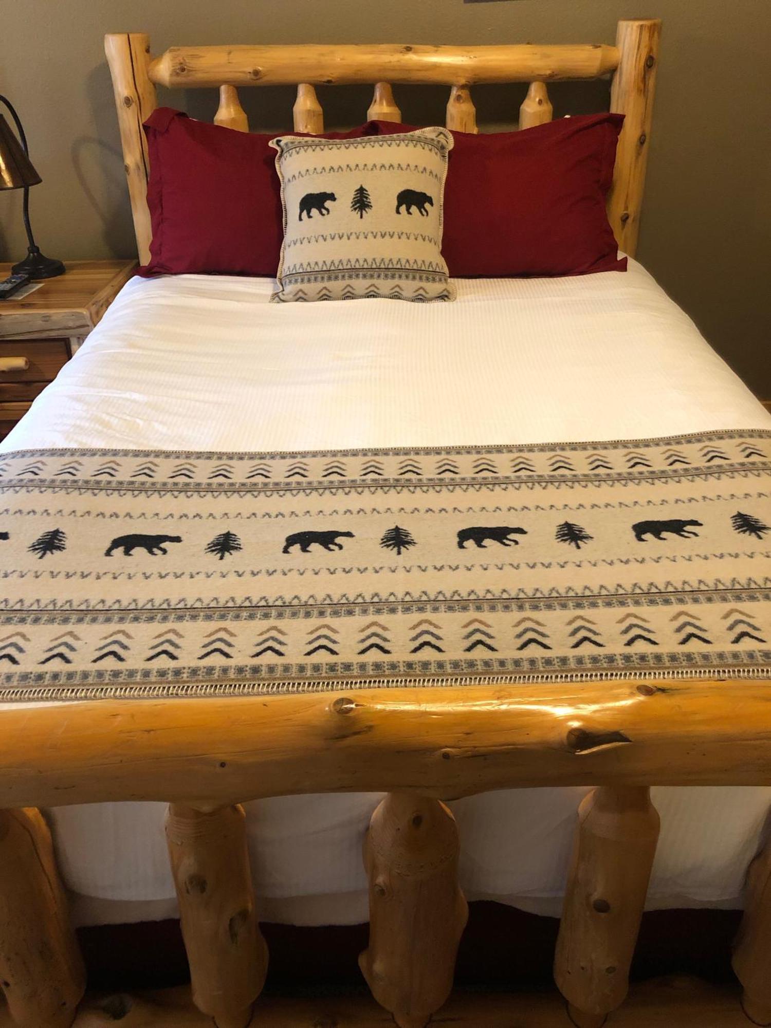 Summit Lake Lodge Екстериор снимка