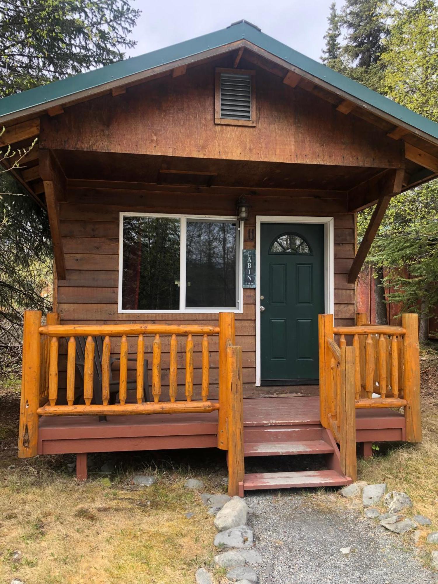 Summit Lake Lodge Екстериор снимка