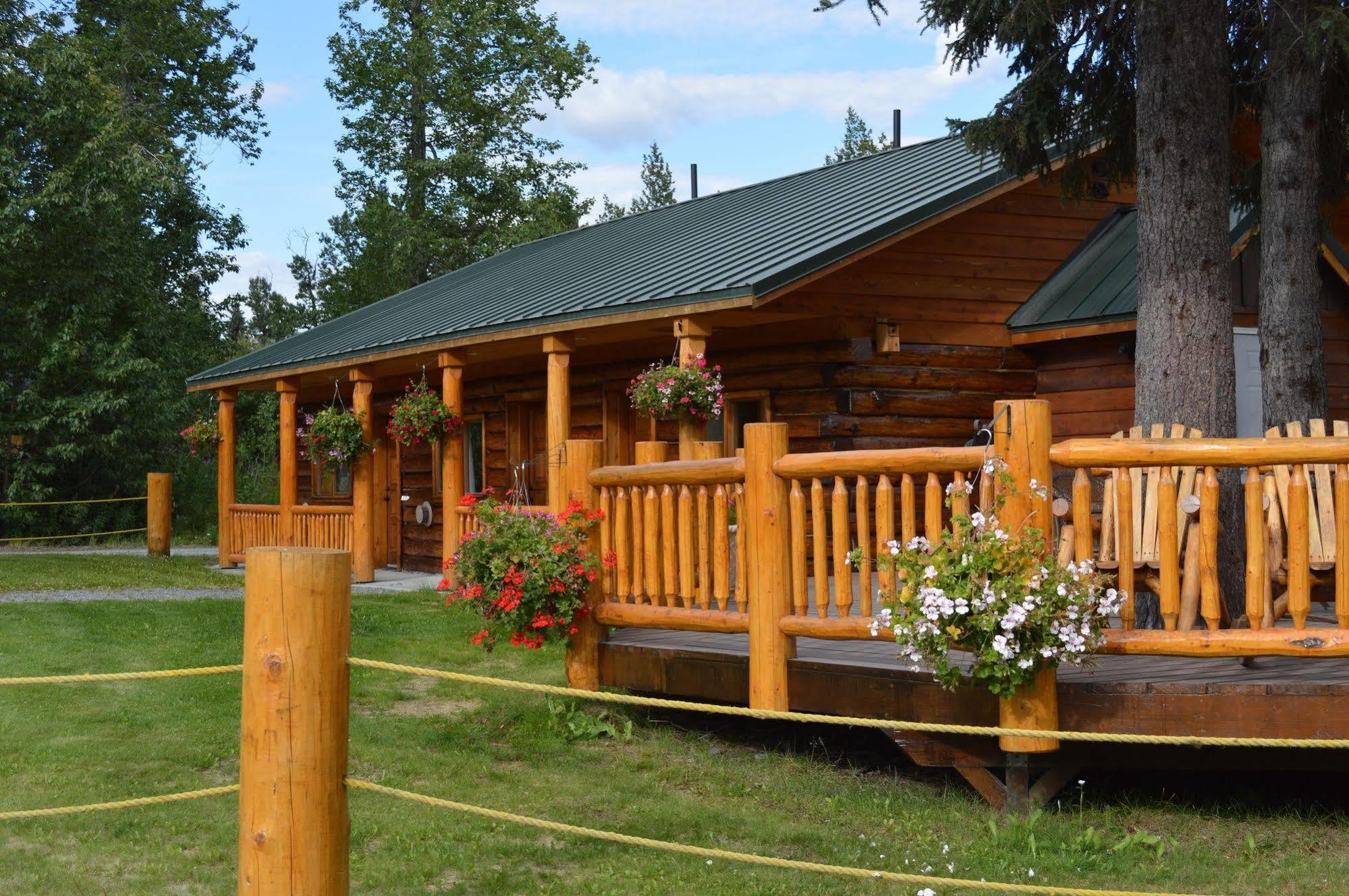 Summit Lake Lodge Екстериор снимка